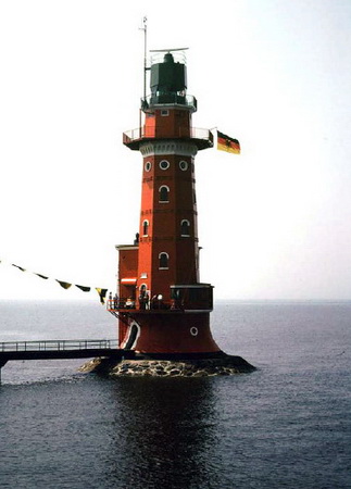 Quelle: -Radar auf dem Leuchtturm Hohe Weg- von Dipl.-Ing. Gerhard Schiwy